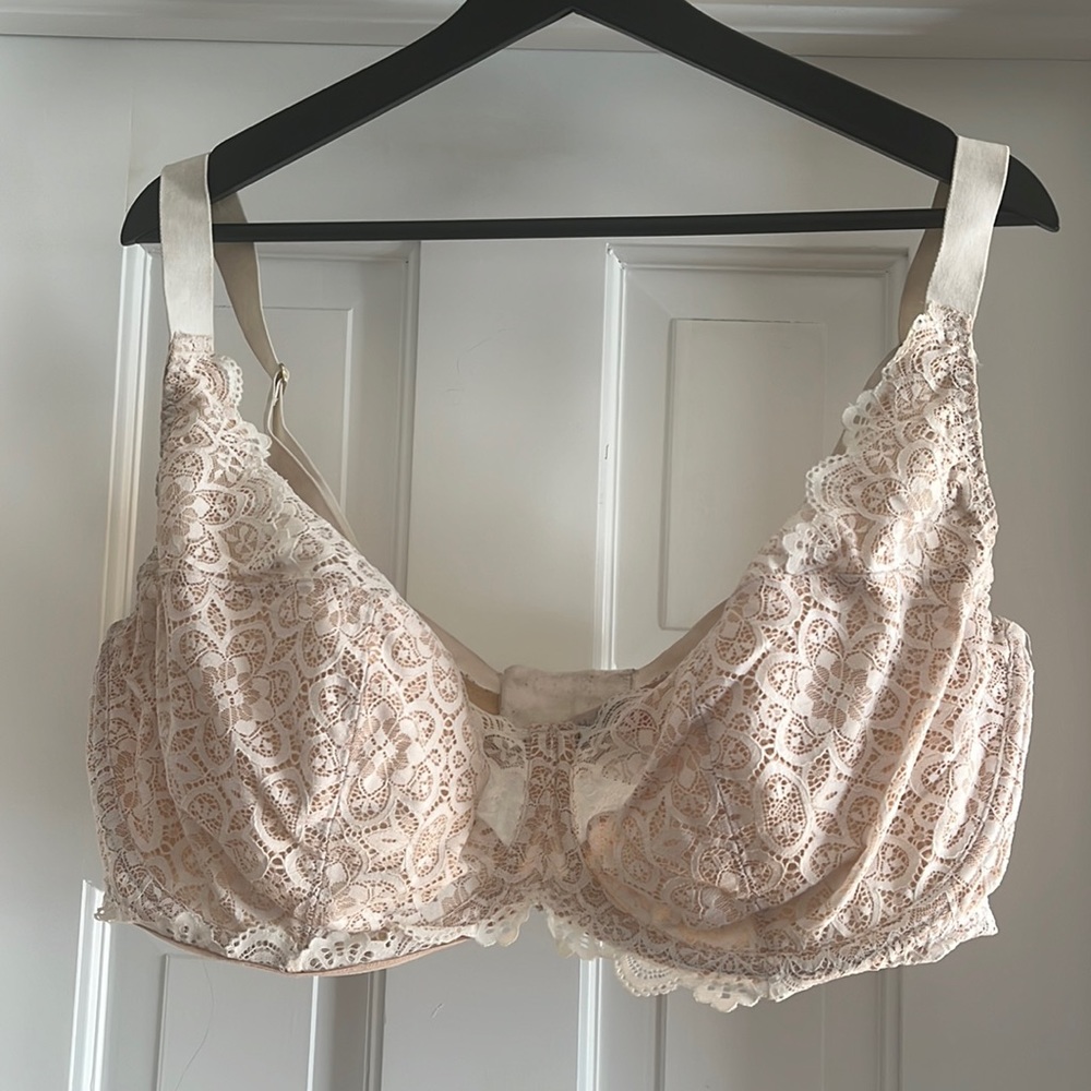 Bravissimo white and nude lace underwire bra. 38H